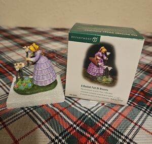 Department 56 "A Basket Full Of Blooms" Dickens Village Small Figurine Accessory